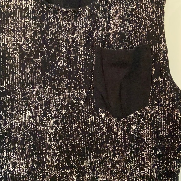 Casual tank top - Picture 3 of 4